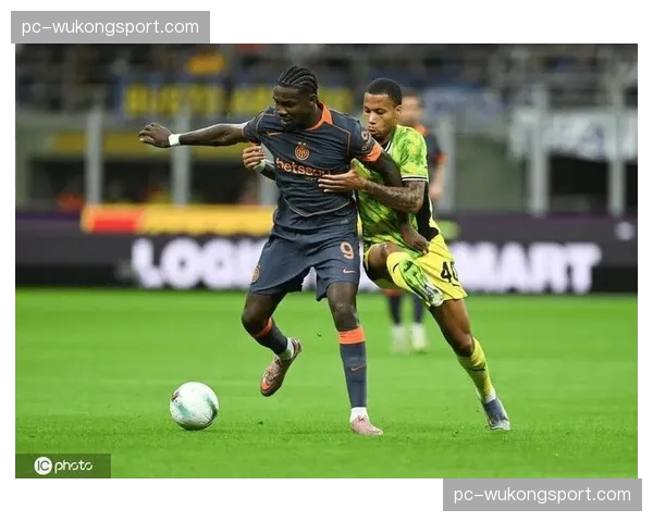 半场战报：国际米兰0-1落后萨索洛，贝拉尔迪点射命中